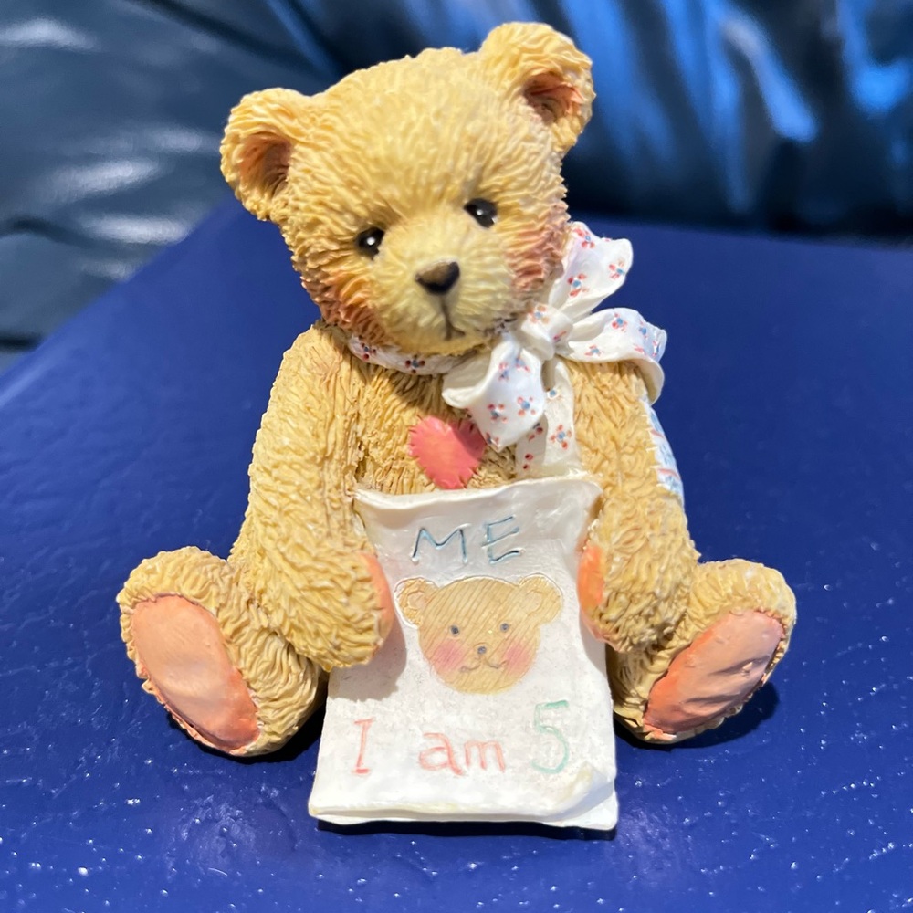 Enesco cherished teddy Color me 5 Figurine